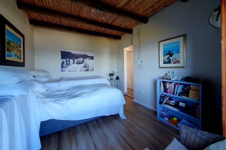 3 Bedroom Property for Sale in Fynbosstrand Western Cape